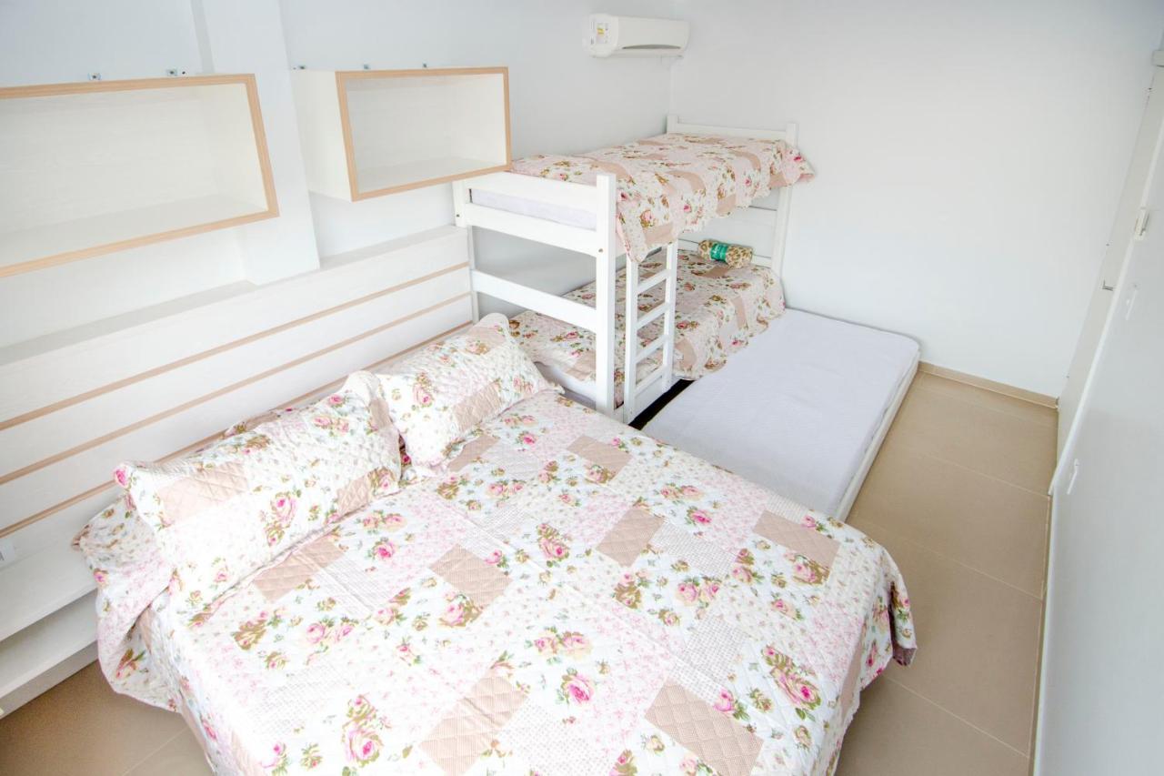Camila Apartment Бомбиняс Екстериор снимка